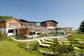 Außenansicht mit Almsee des Mountain Resort Feuerberg