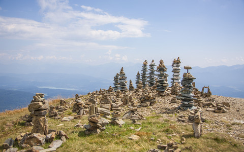 Steinmännchen auf der Gerlitzen Alpe nahe des Aktivhotel Feuerberg in Kärnten