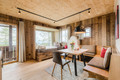 Wohnraum einer Chalet Suite im Mountain Resort Feuerberg