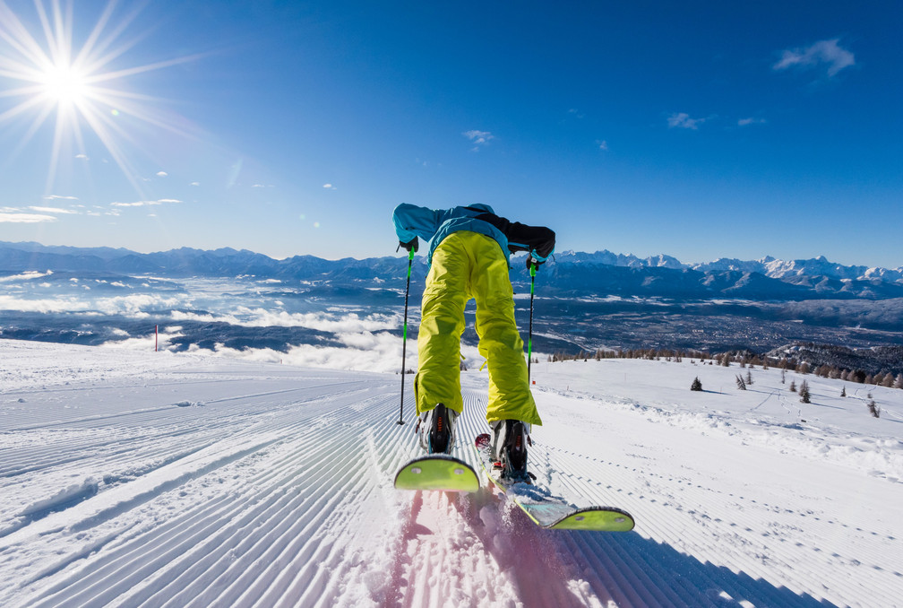 Skifahrer auf der Gerlitzen Alpe im Skiurlaub in Kärnten