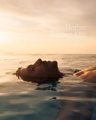 Deine Bucket-List für den Herbst. Nicht voller Dinge, die man unbedingt erledigen muss. Sondern voller Momente, für die wir uns wieder mehr Zeit nehmen möchten. Draußen sein. Wärme spüren.