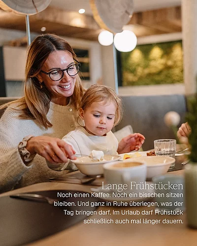 Deine Bucket-List für den Herbst. Nicht voller Dinge, die man unbedingt erledigen muss. Sondern voller Momente, für die wir uns wieder mehr Zeit nehmen möchten. Draußen sein. Wärme spüren.